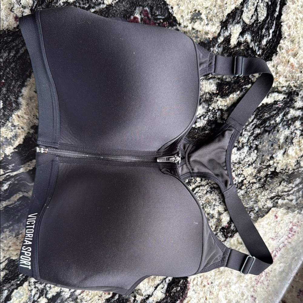 Victoria Sport Black Zip Front Sports Bra